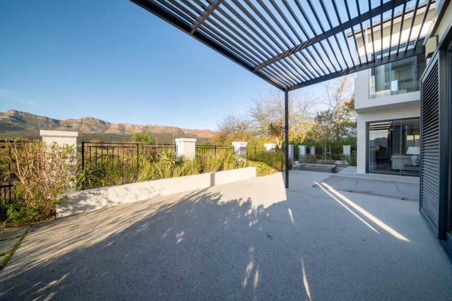To Let 4 Bedroom Property for Rent in Val De Vie Estate Western Cape